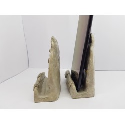 Phone holder Phone holders Phone holder on the table Phone holder on the table Concrete phone holder Desk phone holder